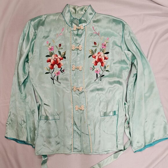 Vintage Japanese Embroidered Top - Picture 2 of 7